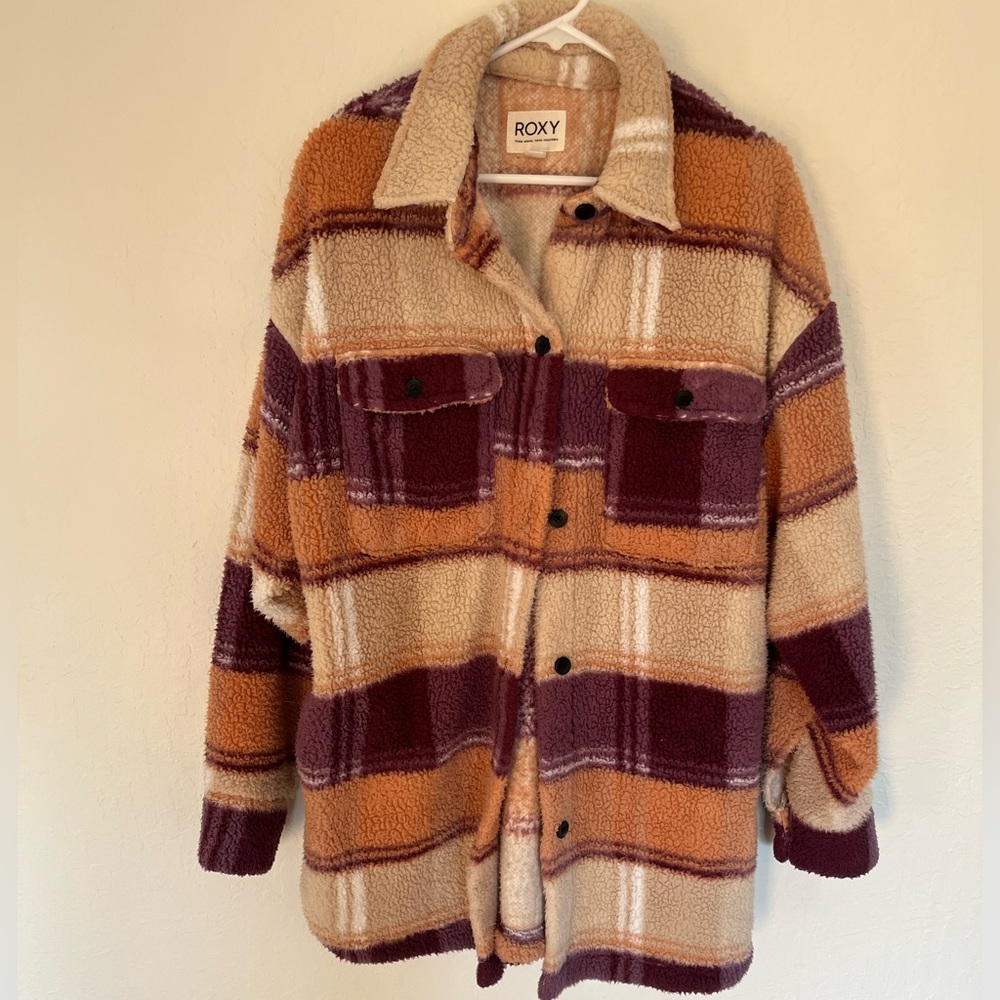 Women's Roxy Sherpa Shacket!